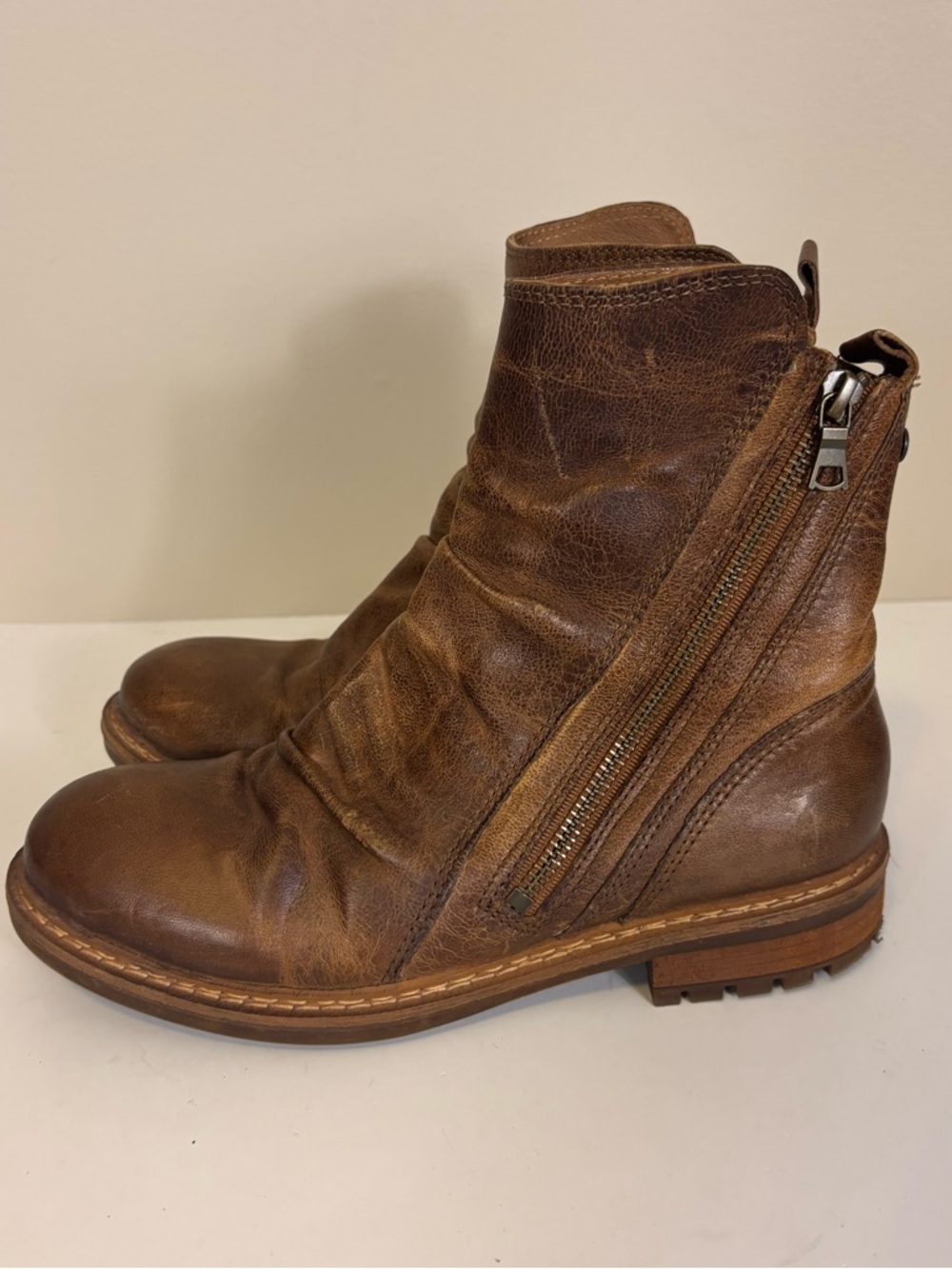 Sofft Brown Leather Zipper Side Mid Calf Boots Women’s 7.5 - Picture 2 of 7